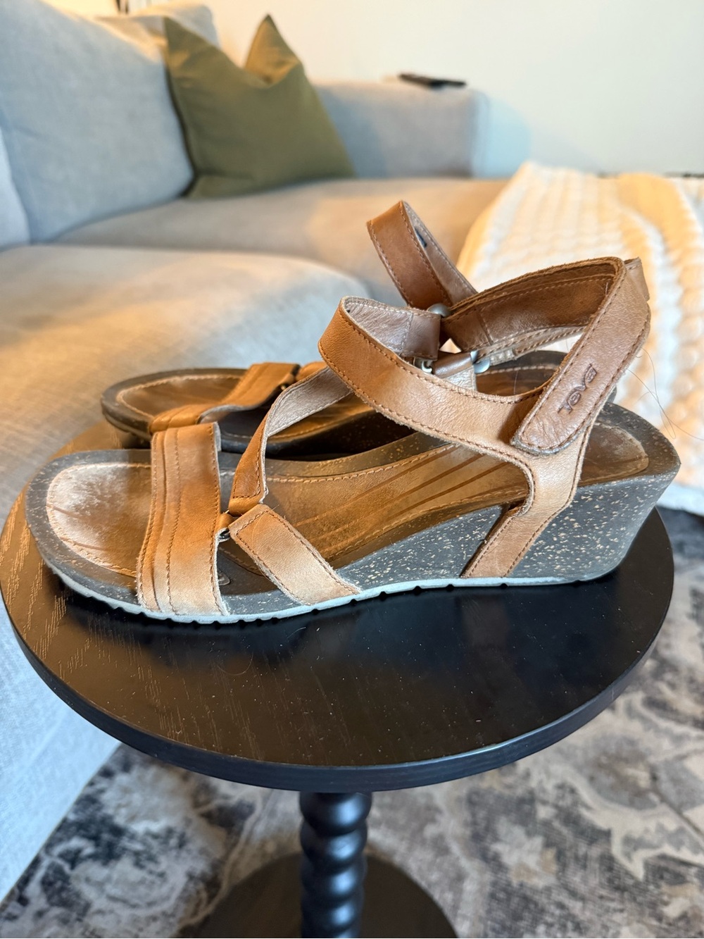 Teva Zirra Wedge Leather Strappy Sandals Womens SZ 9 Tan Brown 1007301